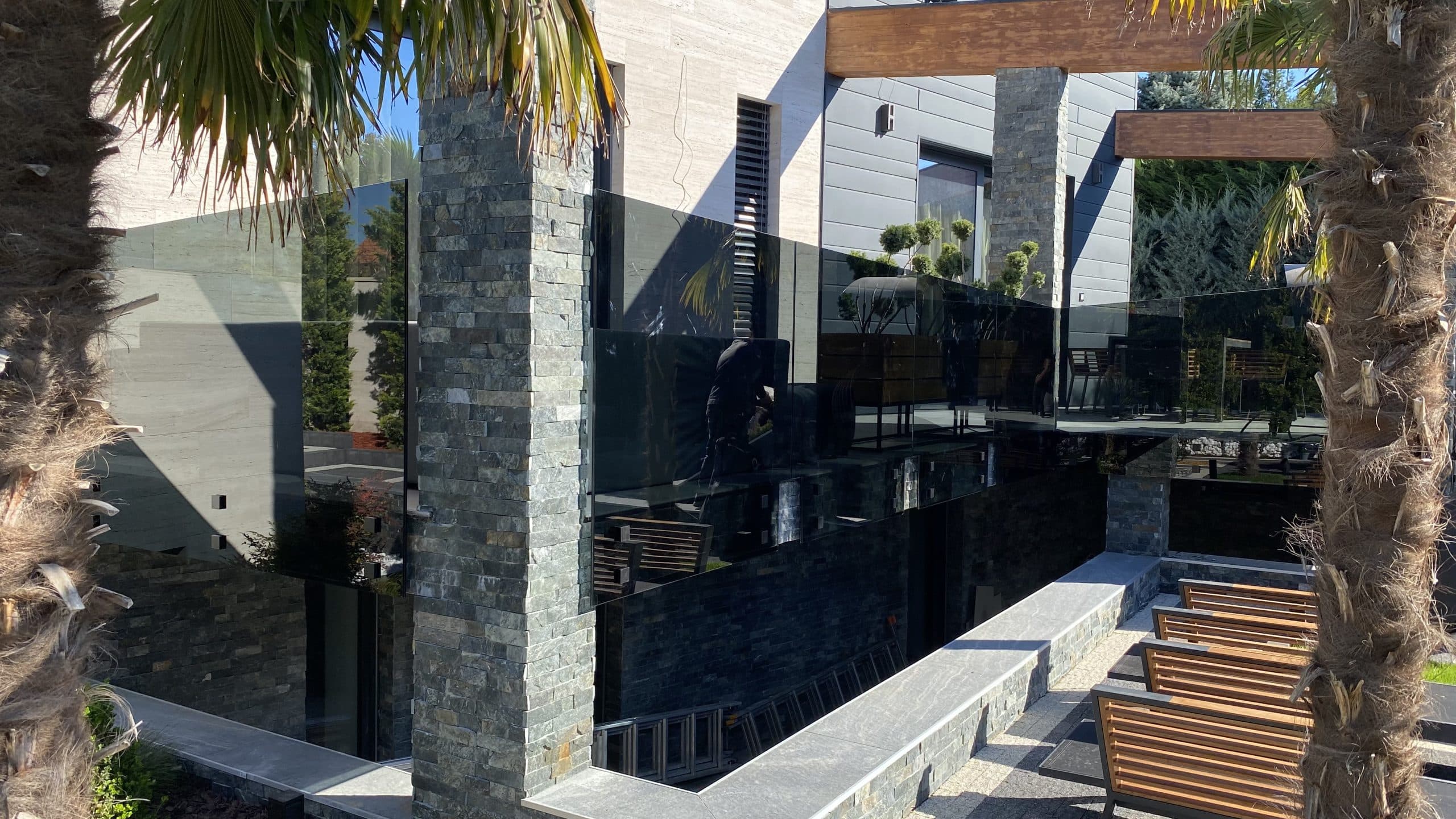 Black system térelválasztó rendszer